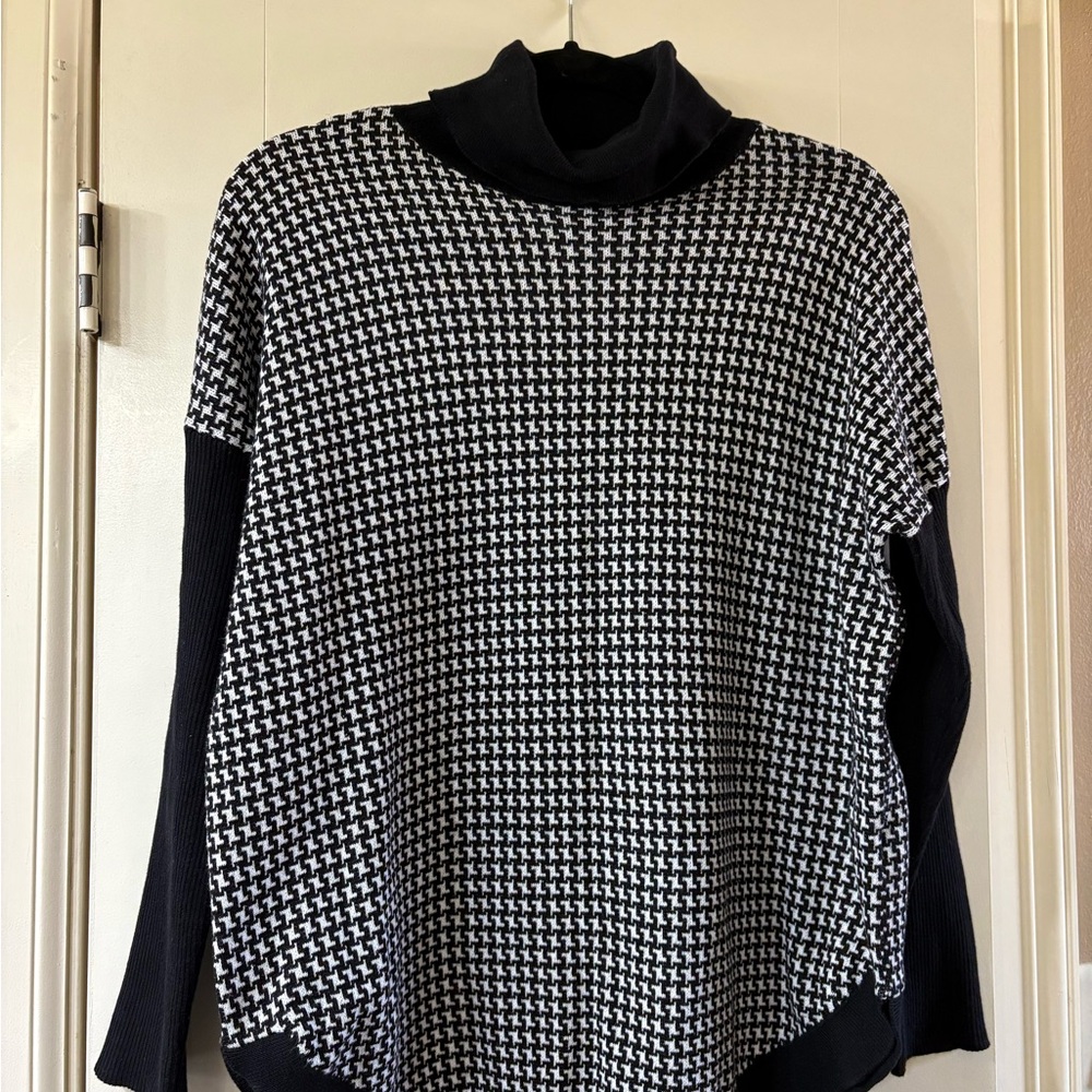 MICHAEL Michael Kors Black and White Turtleneck Sweater